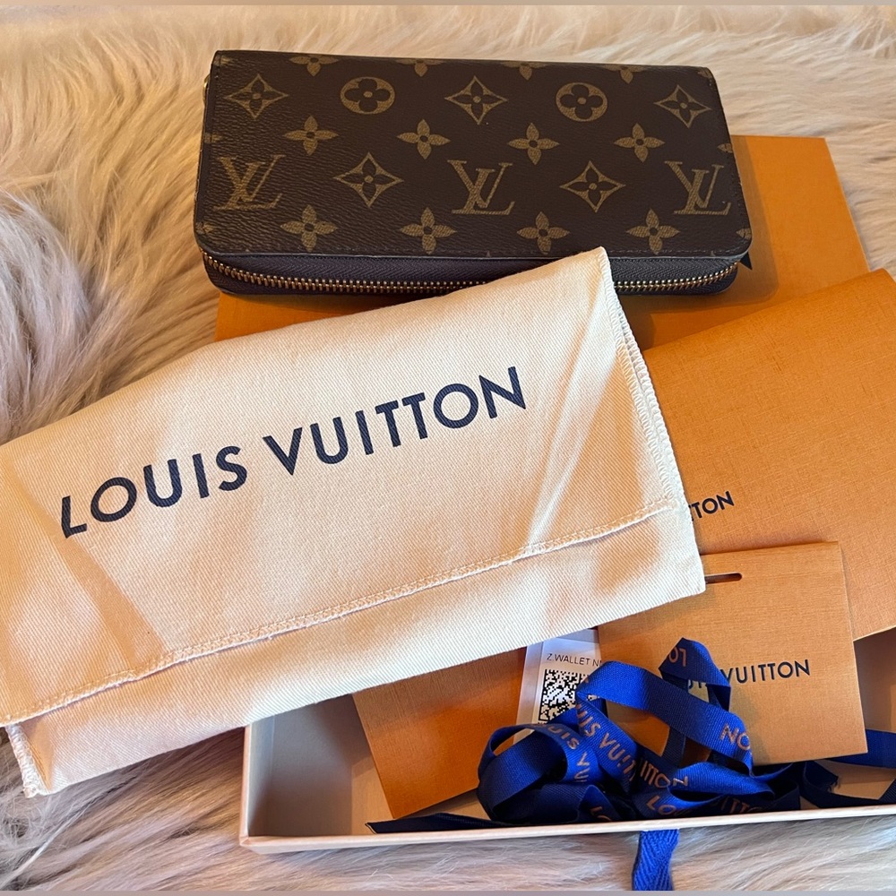 LV Zippy Wallet